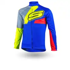 Komfortabel og lettsittende jakke!