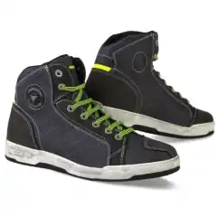 <p>Stylmartin Kansas WP - vanntett MC sko i tekstil.</p>
